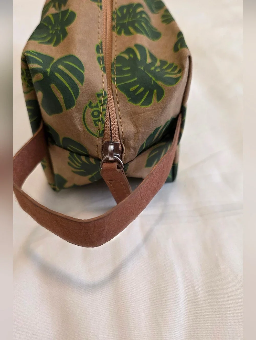 Trader Joe's Monstera Leaves Dopp Kit Washable Paper Zipper Pouch Travel Bag